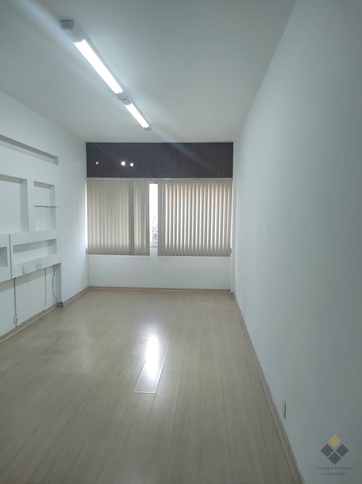 Sala comercial para alugar em Rio de Janeiro, Centro, 25m² - Grupo Irmãos Guimarães – Mais de 60 anos cuidando de patrimônios